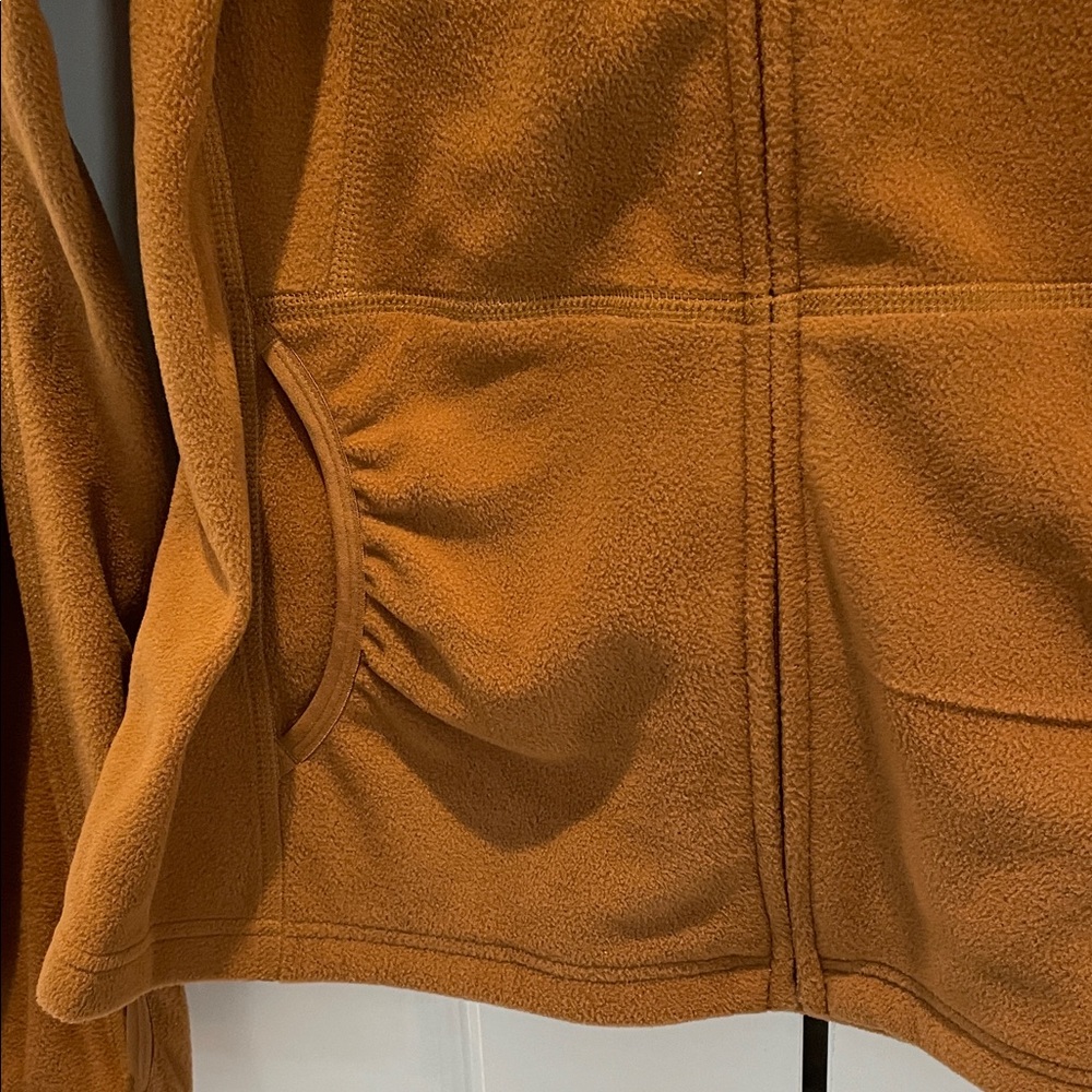 The North Face Women's Rust/Brown Fleece Jacket - Picture 2 of 6